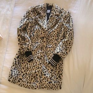 Faux fur leopard coat never been worn S